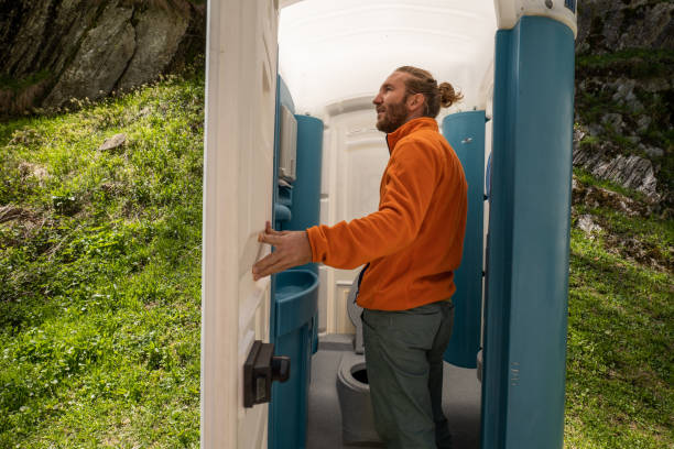 Best Portable bathroom rental  in Scanlon, MN
